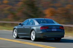 Audi S8 2012 года  (NA)